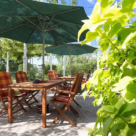 Apartamento Holiday Stone Garden- Holiday With Terrace And Garden View *
