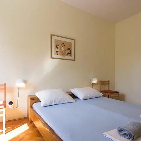 Holiday Stone Garden- Holiday With Terrace And Garden View Apartamento Doli